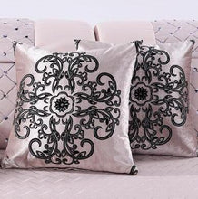 Load image into Gallery viewer, Cushion Flash decorative cushions