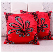 Load image into Gallery viewer, Cushion Flowers 5 colors decorative